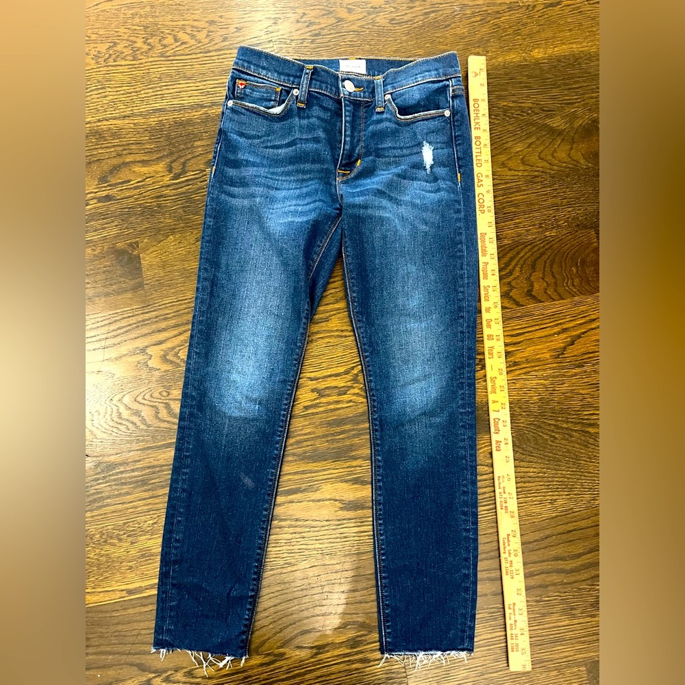 Hudson woman’s Natalie 27 super skinny blue jeans stretch